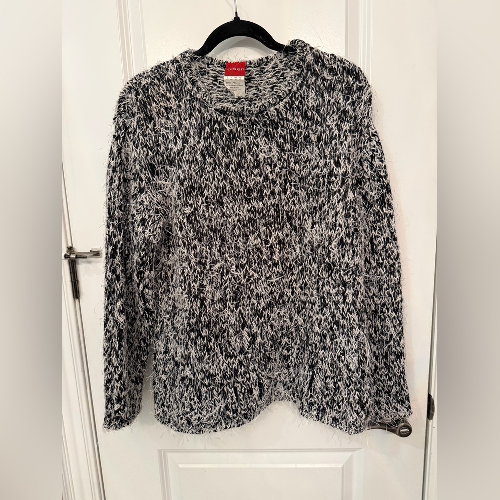 Olsen Cozy Black and White Sweater
